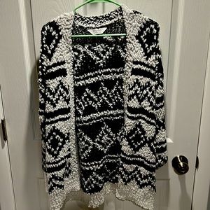 True cloth from Maurices size medium black and white open front cardigan